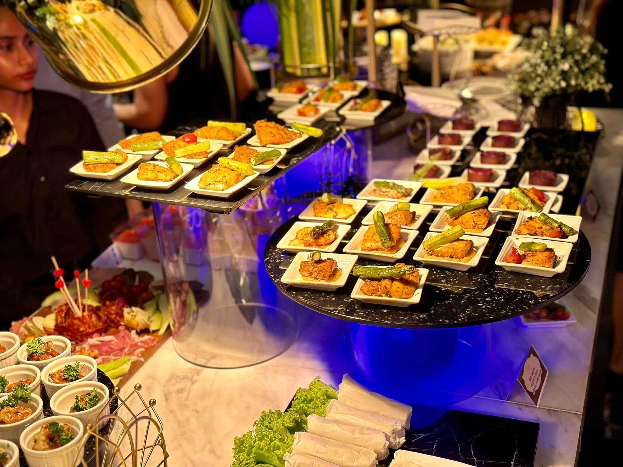 Island Caterings $68++ Per 10 Pax